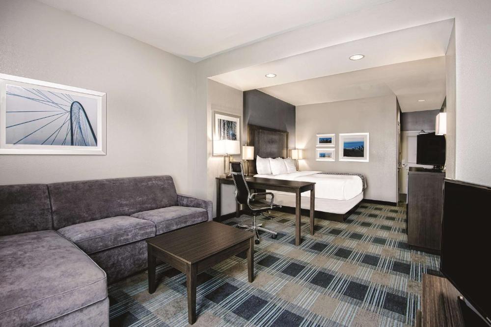 King Suite interior